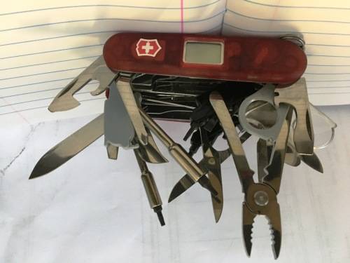 WOW!!!    The worlds biggest utility Knive, 25 features Victorinox Tool Brand new in box