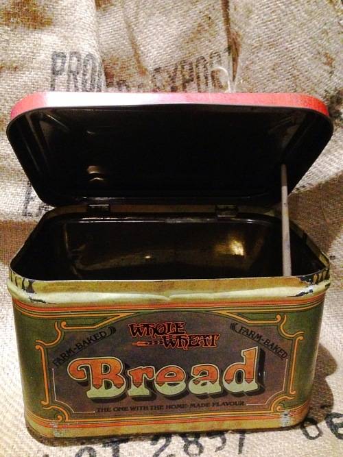 Vintage Retro Bread Tin