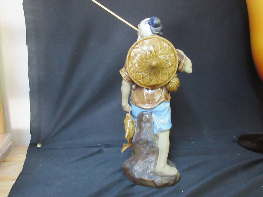 Vintage  Chinese fisherman figurene