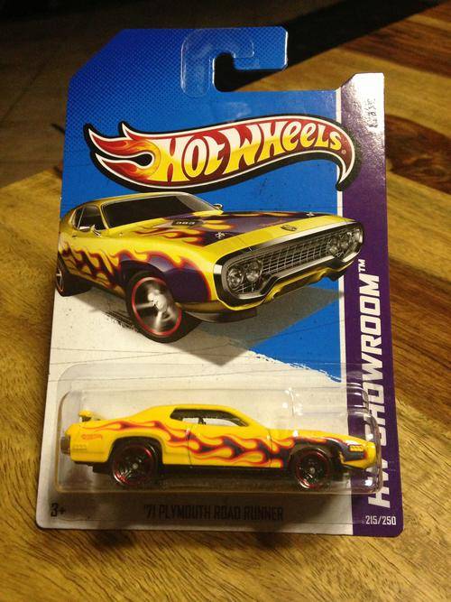 Hot Wheels 2013 - 215/250 - 71 Plymouth Road Runner - Yellow