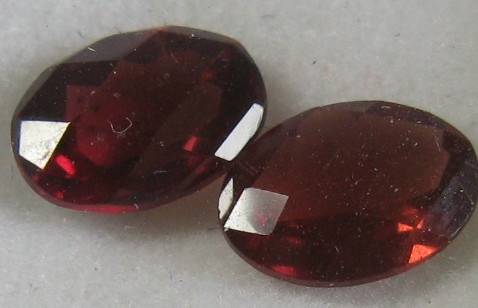 Fine 2.60ct  Pink Rhodolite Checkertop cut Oval 8x6mm (set of 2)
