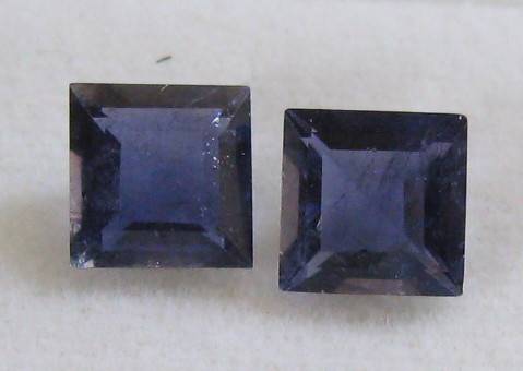 FINE Princess cut VIOLET IOLITE 1.60ct 6x6mm (set of 2)