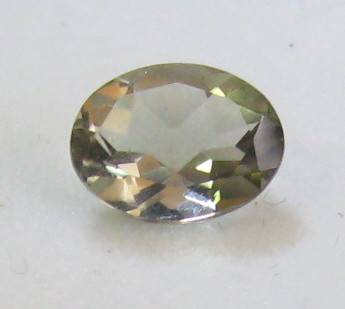 FINE GREEN TOPAZ, Oval Cut 1.00ct 8x6mm