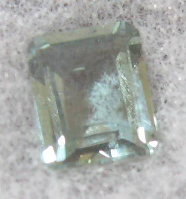 Light TEAL Green Emerald cut TOURMALINE, 1.00ct 7x5mm