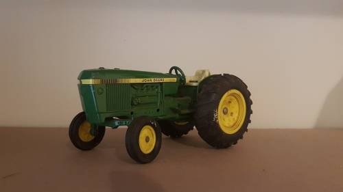 Original Vintage John Deere Steel Tractor.