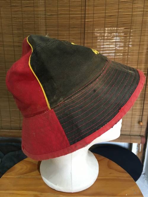 Angolan MPLA floppy hat (well-used)