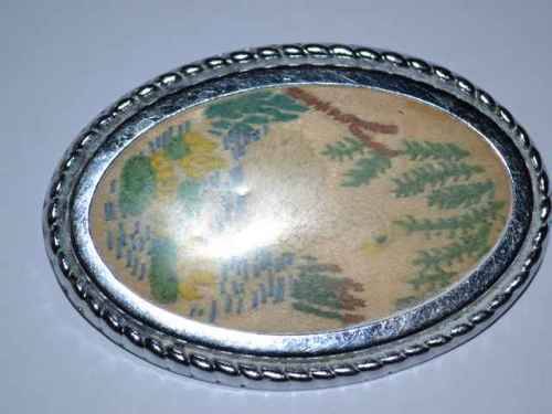 Set of two Vintage Brooches