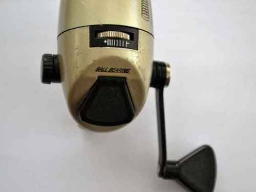 Shakespeare Microcast Casing Reel