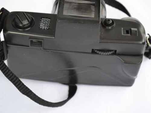 Sounex 2000DN Camera with 15mm Colour Lens - Untested