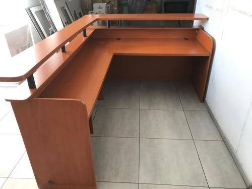 Pre-Owned Reception Counter