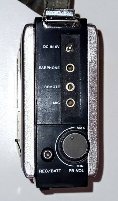 Vintage Sony TC-44 Cassette Player and Recorder in Working Condition.  17cm x 11cm x 5cm