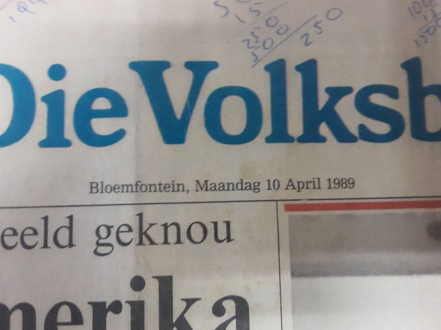 Lot van 6 koerante - Sien scans vir datums en details