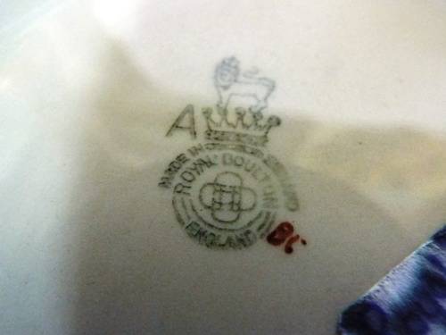 ROYAL DOULTON Sairey Gamp Character Jug