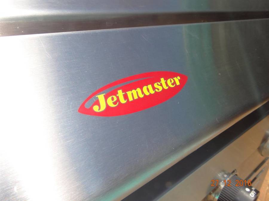 Jetmaster GT5S-S 6-burner stainless steel gas braai in mint condition