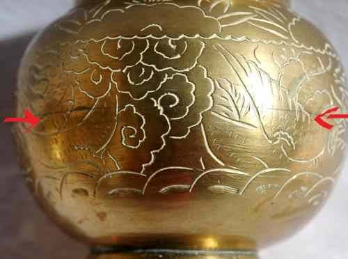 splitting joint on vase