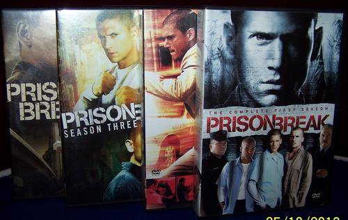 PRISON BREAK - COMPLETE SEASONS 1 - 4 (As New) - 23 Discs in Total - Free Postage in SA