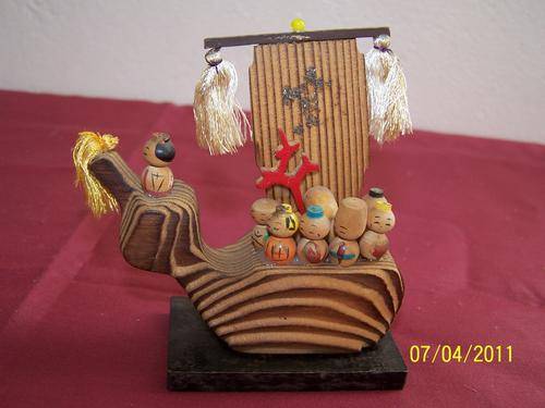 F0306 - Wooden Ship