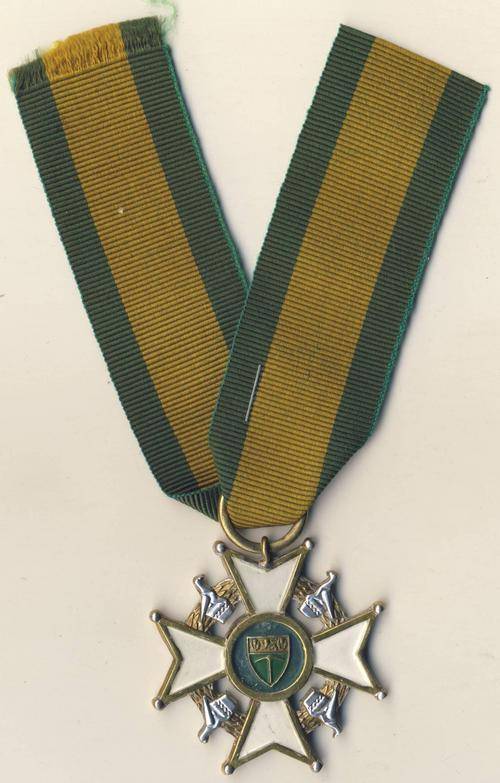 *F1325 - Rhodesia - Commander of the Legion of Merit (C.L.M.) Civil - REPRODUCTION
