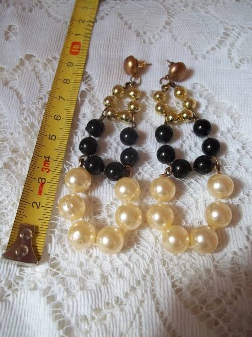 ***SUMMER SALE*** Costume Jewellery - Faux Pearl Vintage Earrings for Pierced Ears