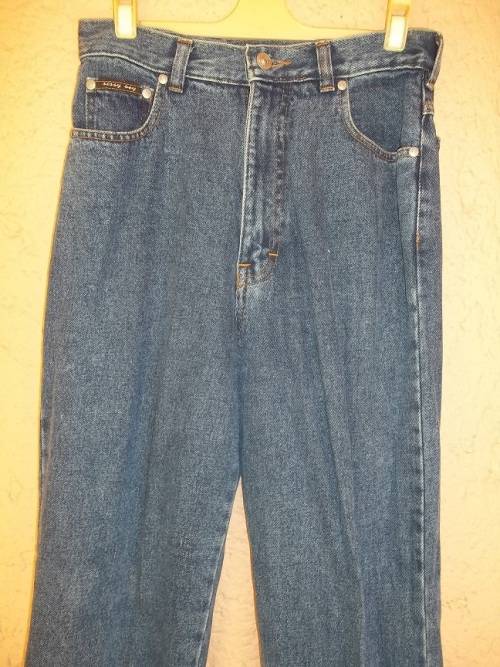 *** SALE *** SISSY BOY CLASSIC FIT DESIGNER JEANS -  size 9(33)