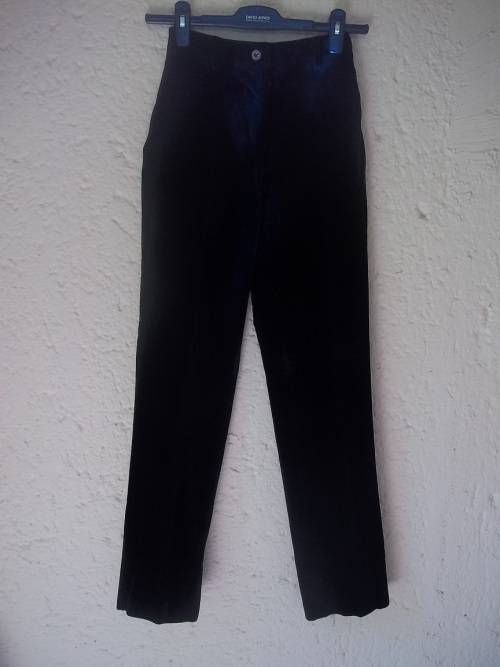 CLOWNS BLACK VELVET HIGH WAISTED VINTAGE JEANS - Size 33 (9) ( reserved for cookingdaniel ))