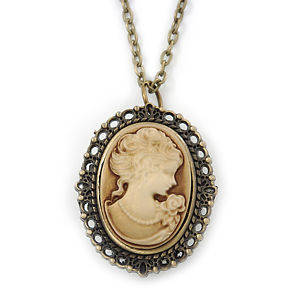 AVALAY Brass Cameo Pendant/ Locket/ Watch With Long Chain - 80cm Length (Quartz Clock)