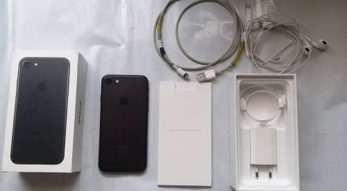 IPHONE 7 32GB MATTE BLACK **GREAT CONDITION