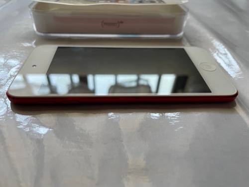APPLE IPOD TOUCH 7TH GEN|A2178| RED ***LIKE NEW** WITH ALL ACCESSORIES