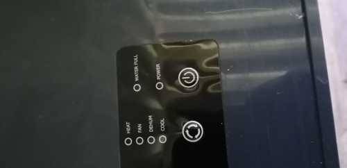 Defy Portable Air Conditioner, Heater, Fan, Cold, Dehum, Water Full, Worth Price R6000