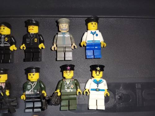 Lego mini figures