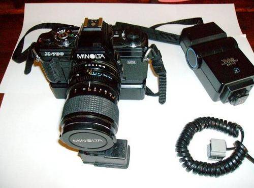 MINOLTA X 700