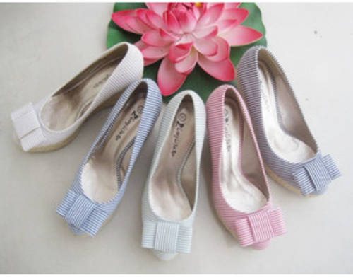 Navy Wedge Pump with Bow Available in 5 colour Size 2-9