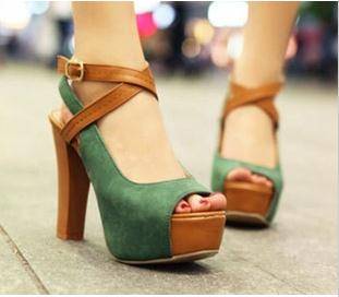 Vintage Style High Heel Sandle with Buckle in Green / Black Size 2-6