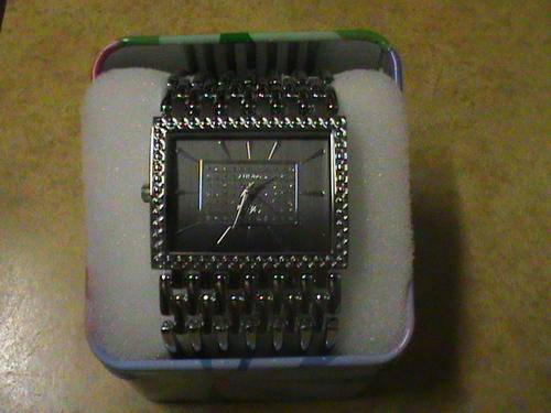 Beautiful womans watch in black!