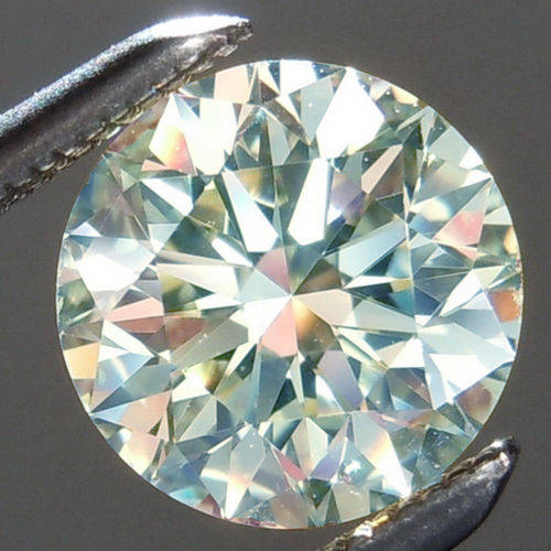 BEAUTIFUL 2.28CT, BRILLIANT ROUND CUT MOISSANITE **