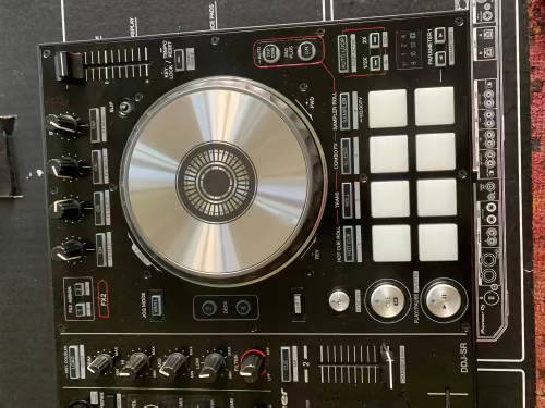Pioneer DJ DJ Controller, Black (DDJSR)