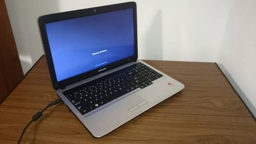 ****SAMSUNG RV510 Notebook***** Please read