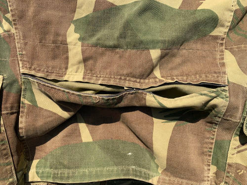 Rhodesian camo long sleeve shirt - medium Size