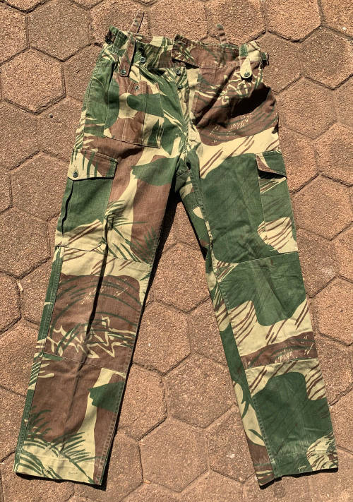 Rhodesian camo trousers - medium Size