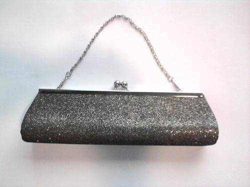 GLAMOROUS PURSE-- glittery black