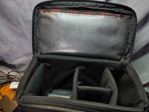 Canon EOS T3i (EOS 600D) + 18-55mm + 50mm + Voyager Prestige