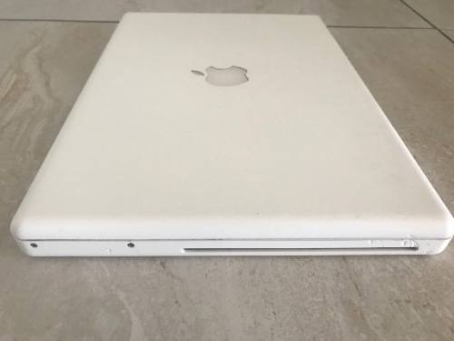 MacBook `Core Duo` 1.83 GHz  13`