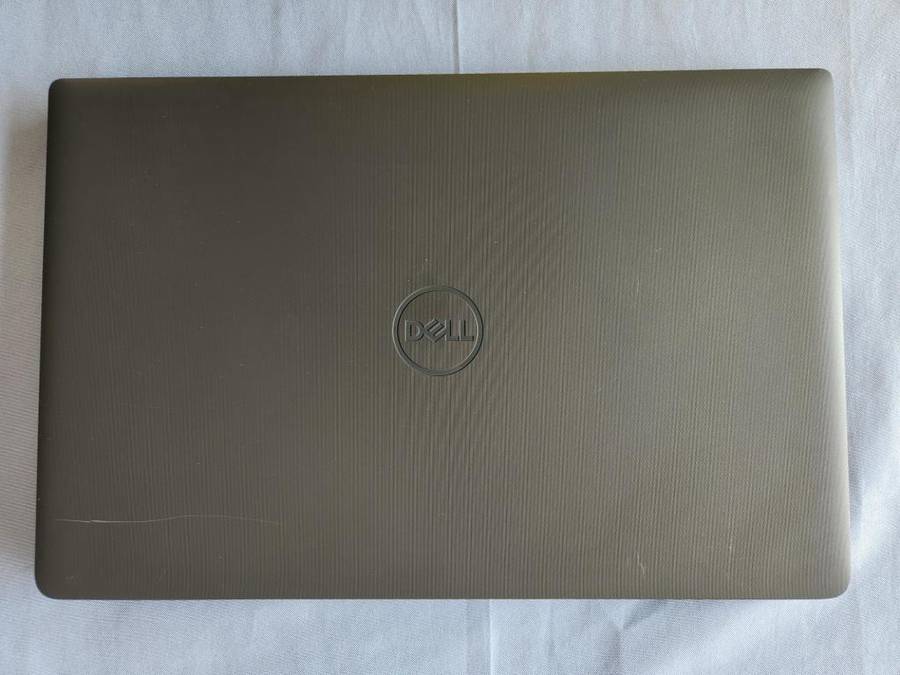 *13th gen i5!!!!* Dell Latitude 3540 i5-1335U,8GB,256GB - Windows 11 Pro - Warranty!