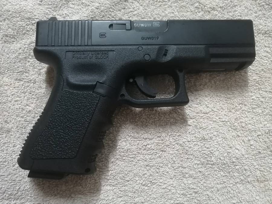 Umarex Glock 19 CO2 Air Pistol - 4.5mm, Black