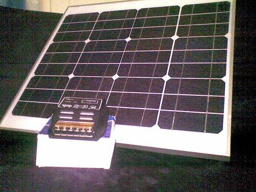 SOLAR PANNEL 25WATT WITH 12V/24V-10 AMP REGULATOR