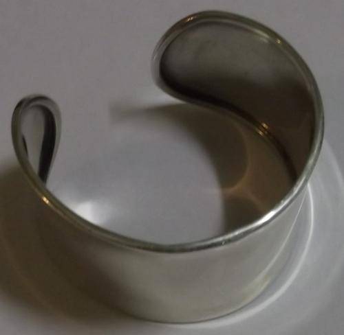 925 Silver Ladies Bangle. 36 grams.