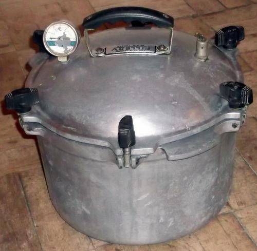 WOW! GENUINE FILLERY HEALTH COOKER from YESTERYEAR!---1937?
