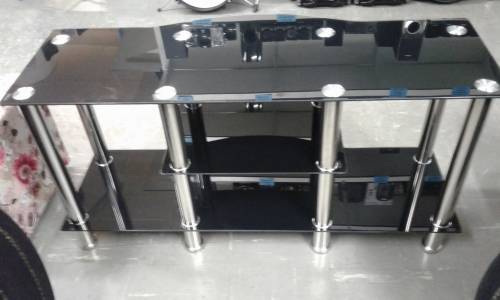 GLASS TV STAND