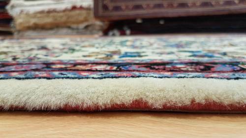 Very Fine Persian Sarough Carpet 125cm x 72cm Hand Knotted