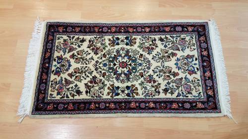Very Fine Persian Sarough Carpet 125cm x 72cm Hand Knotted
